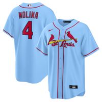 MLB015