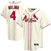 MLB012