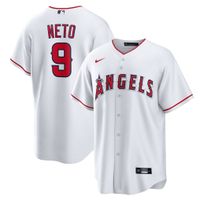MLB002